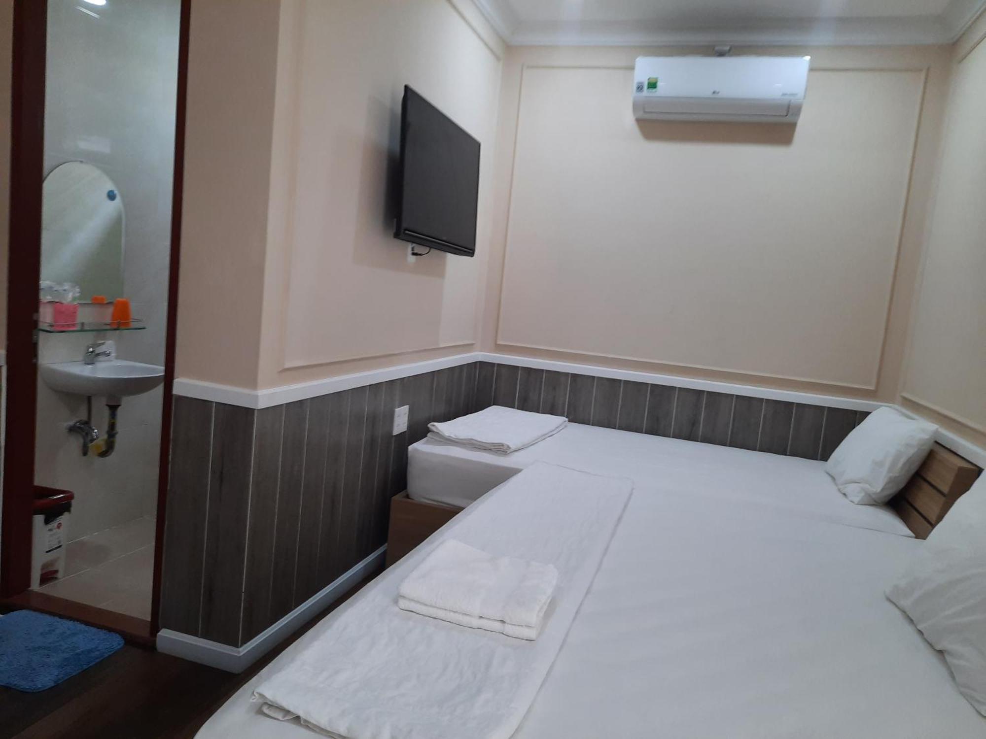 Nhã QuỳNh Hotel Rạch Giá Eksteriør billede